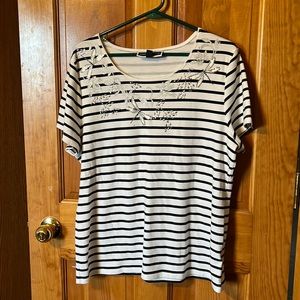 Pretty dragonfly tee shirt